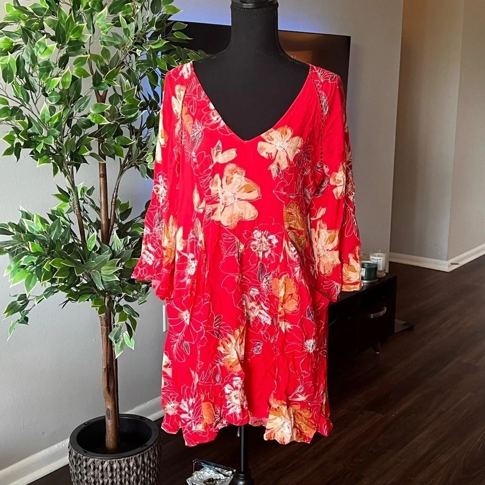 Free People Eyes on You Red Floral Boho Tunic Dress, Size 6